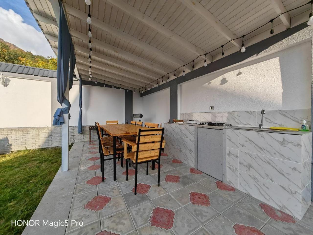 Qafqaz Mountside Chalet Gabala Exterior foto